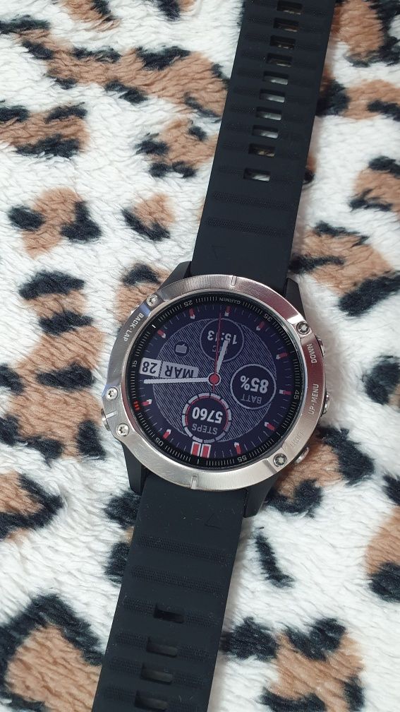 Ceas smartwatch Garmin Fenix 6, HR, GPS, Silver, Silicone Black