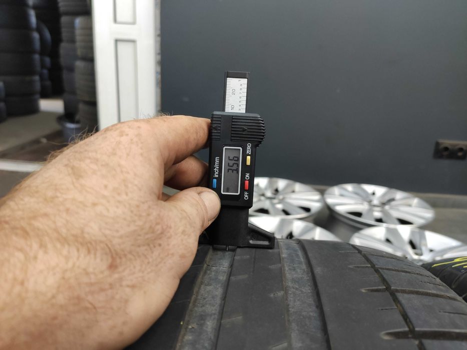 2бр Летни Гуми 245 40 17 - Michelin