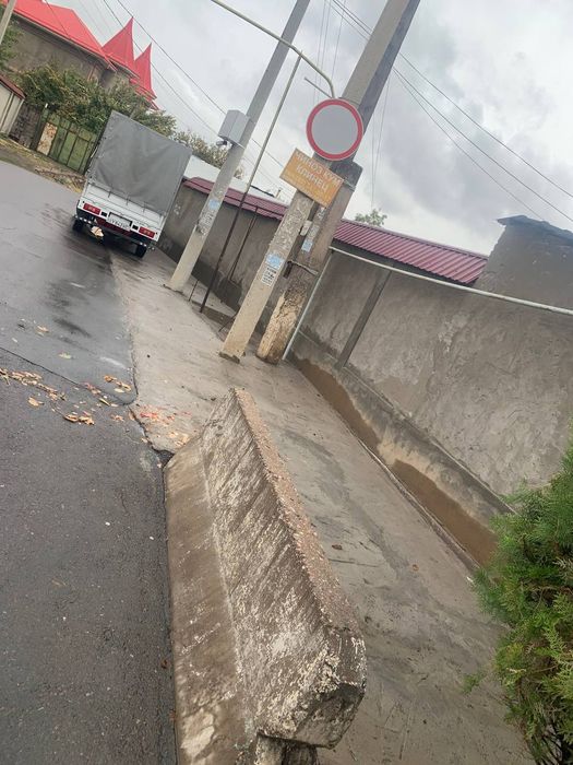 М.Улугбек тумани гулсанам ку́ча (ттз)да 7 сотих 8 хона СОТИЛАДИ