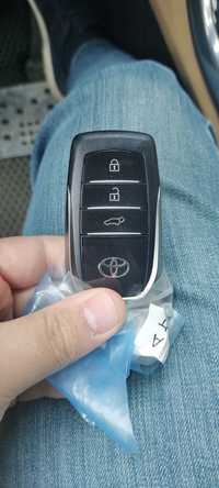 Смарт ключ Тойота LC 300 оригинал