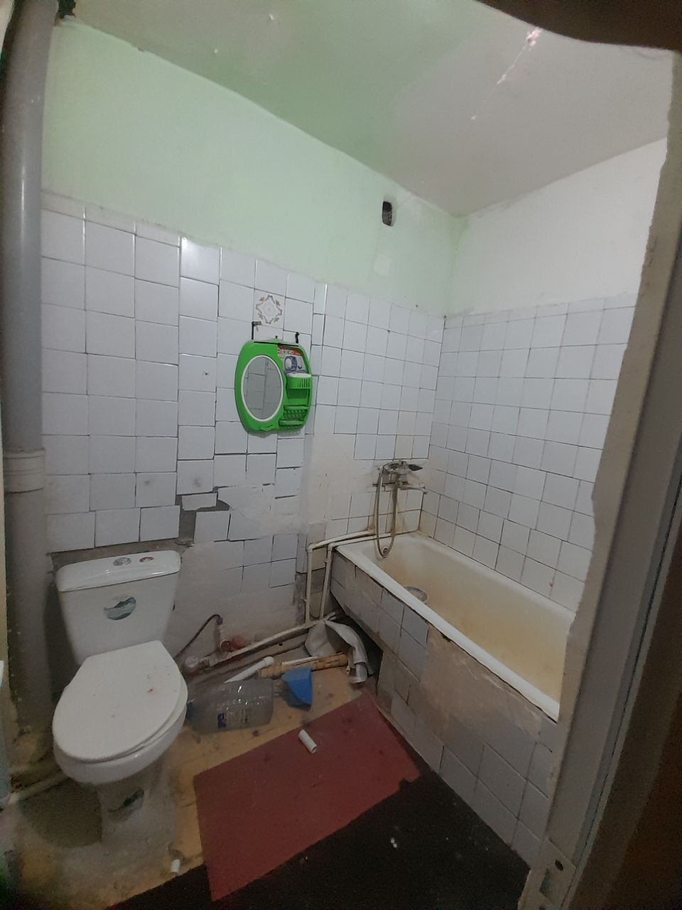 Продаётся 2х квартира на 4 этаж орр ДИНАМО