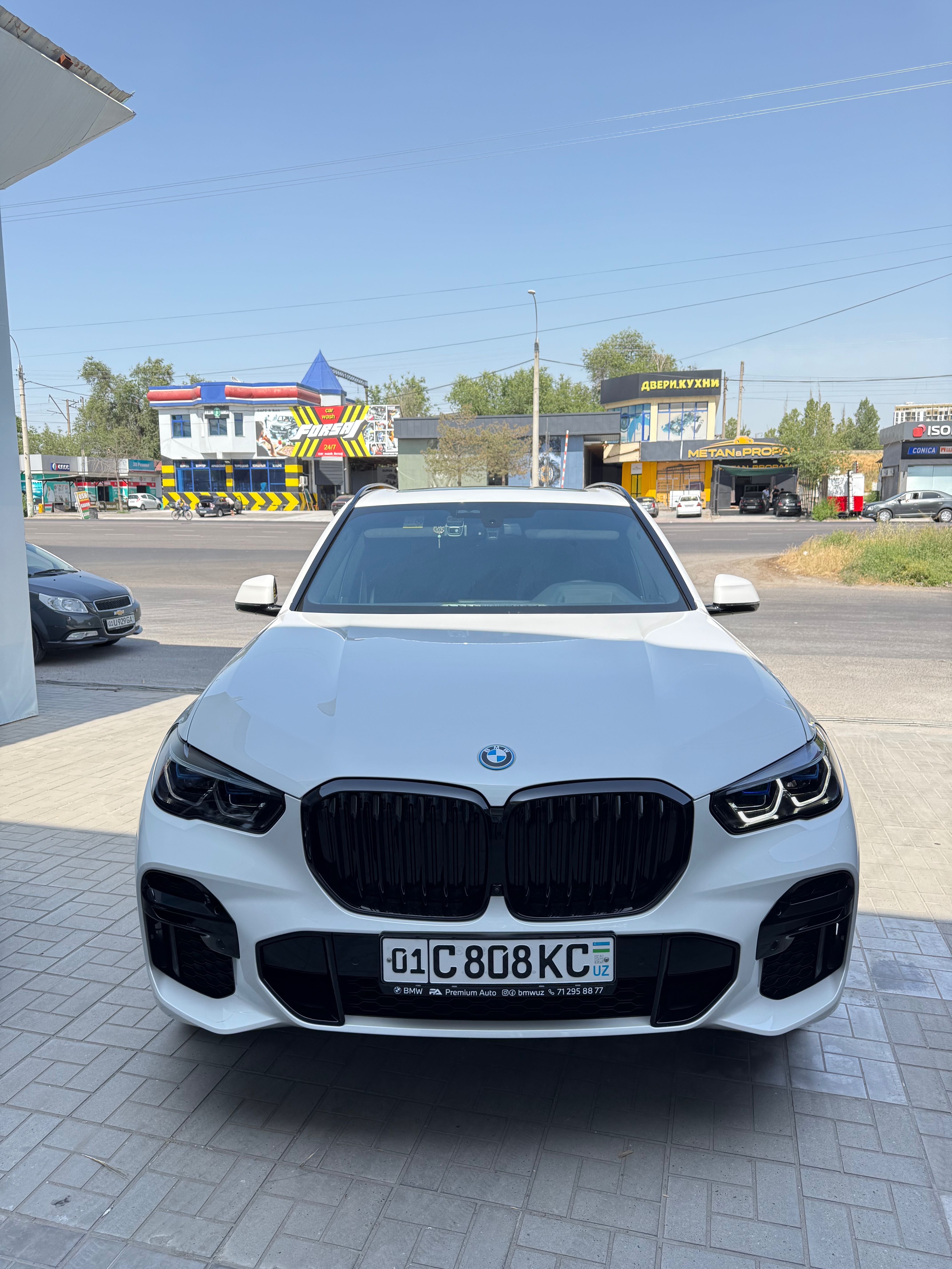 Продам BMW X5 xDrive45e G05 ! С официальной Гарантией в идеале