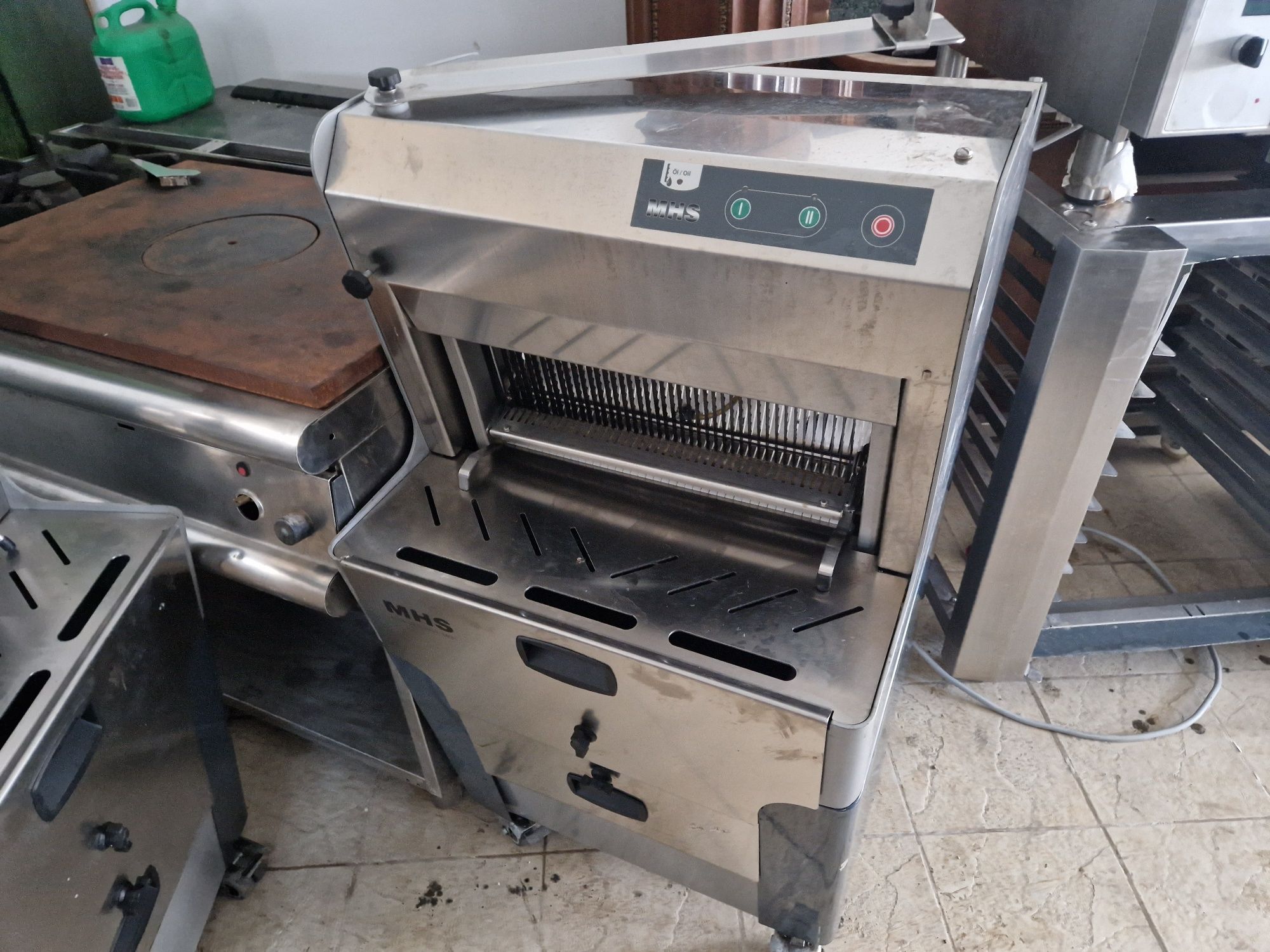 Rotisor pui electric, la 380v, cuptor electric