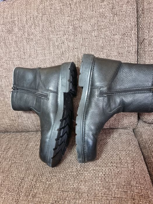 Cizme din piele nr 42 fara defecte