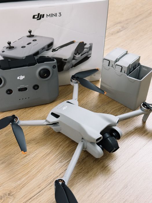 Дрон Dji mini 3 С пультом Rc-n1 и Батарейка