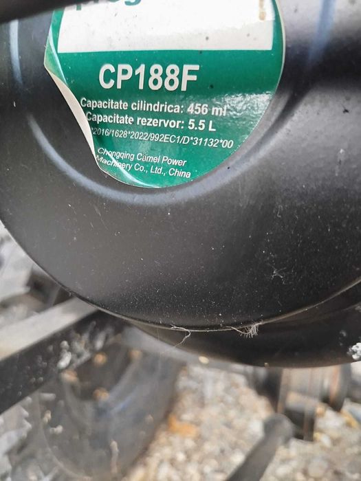 Vând motocultor diesel