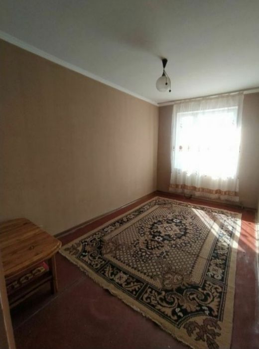 Арендага 3 хона 4 этаж Микрорайонда жойлашган.Агентство