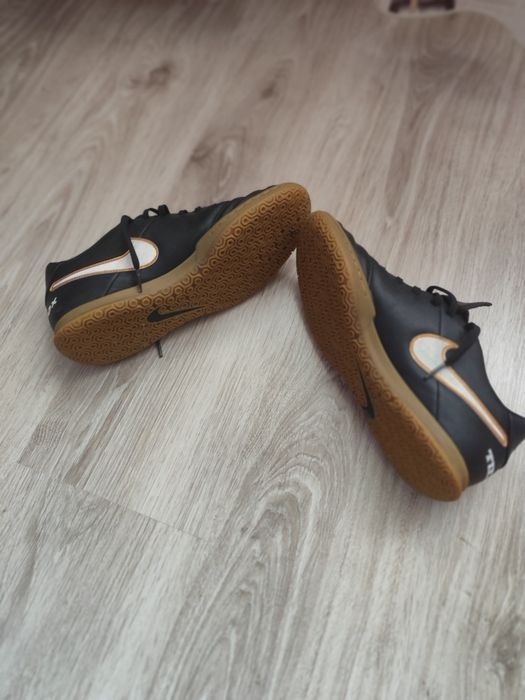 Ghete fotbal Nike