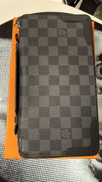 мъжки портфейл louis vuitton