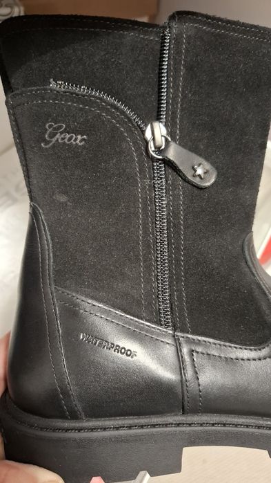 Кожени ботуши GEOX