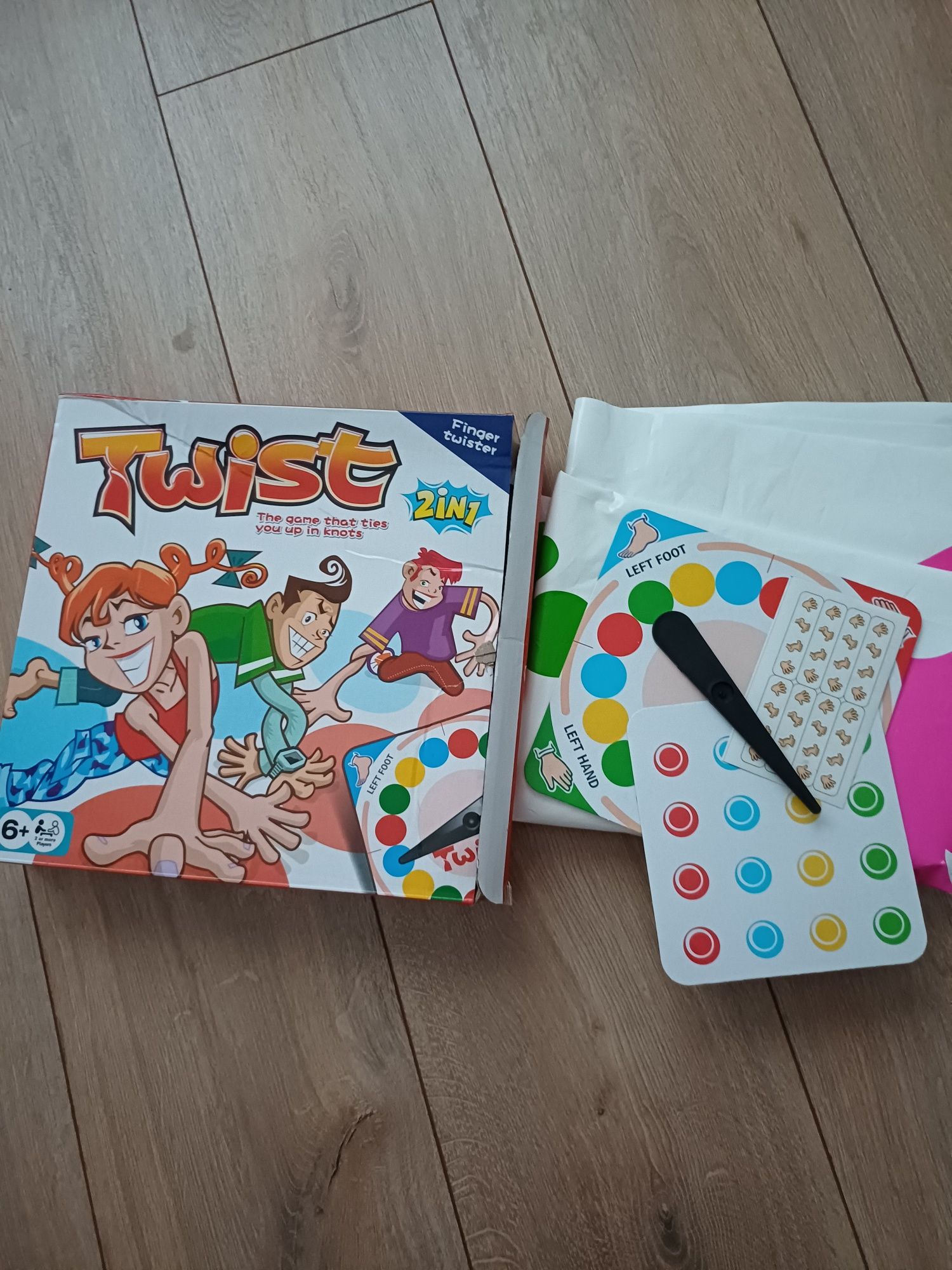 Конструктори,Пъзели  и настолни игри