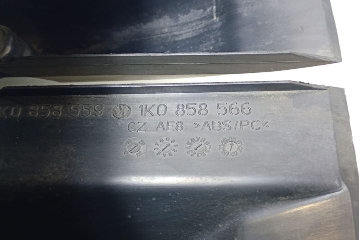 Carcasa ornament coloana volan 1K0858566 Volkswagen VW Golf Plus prim