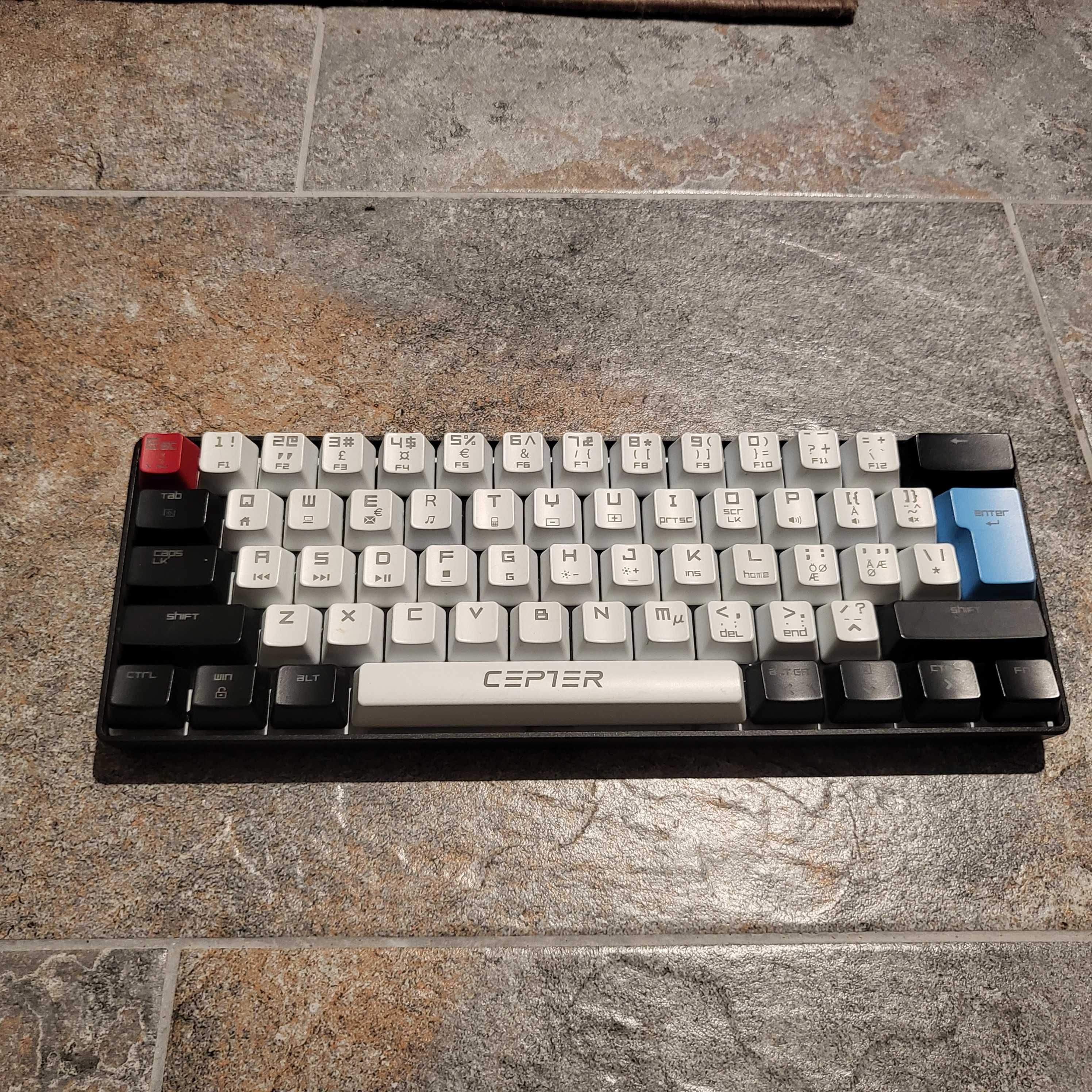 Tastatura Gaming RGB Cepter Khan Neo Mechanical Mini Keyboard