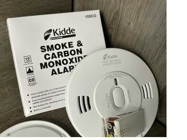 Detector 2 in 1 -  fum și monoxid de carbon Kidde 10SCO