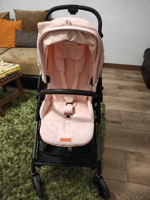 Carucior sport, roz, impecabil