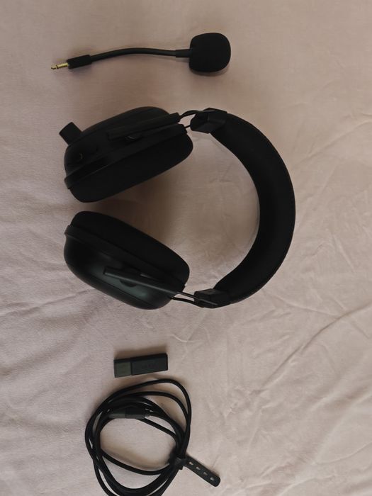 Слушалки Razer black shark v2 pro