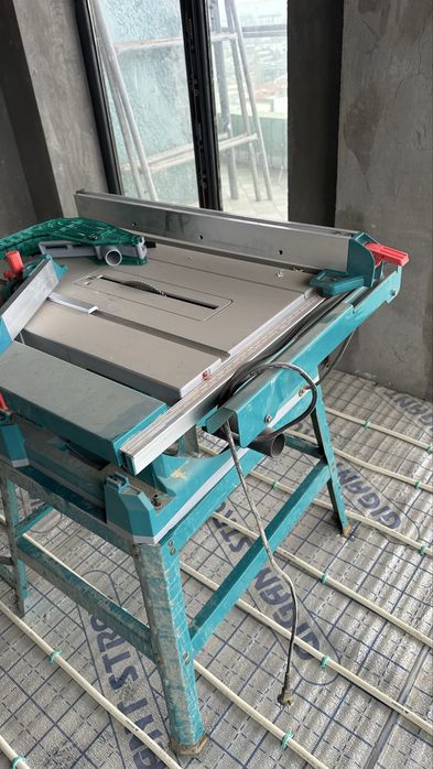 Ustanok sotiladi arra luboy narsa kesadi totaldan olingan