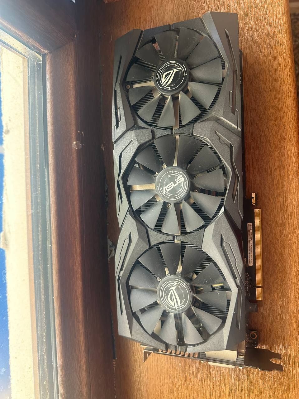 Gtx 1070Ti Asus  Strix 8gb