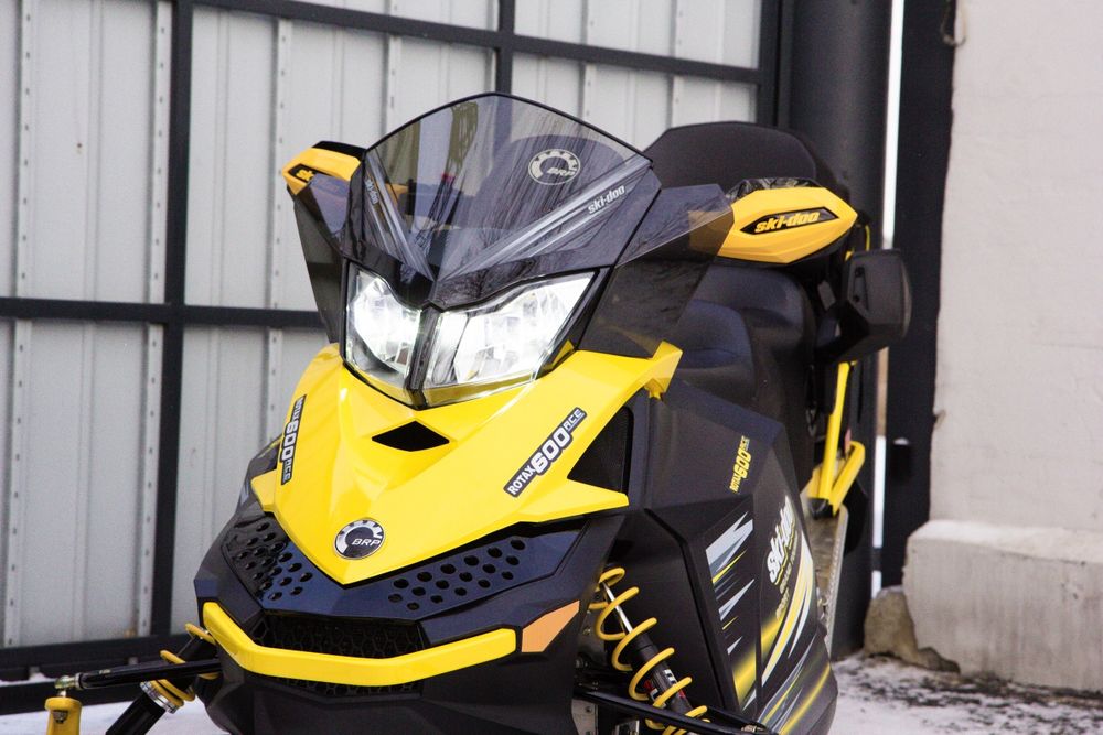 Продам снегоход BRP Grand Touring Sport 600ACE