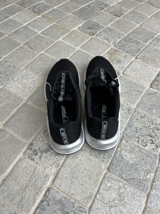 Adidasi PUMA mar.40 25,5 cm