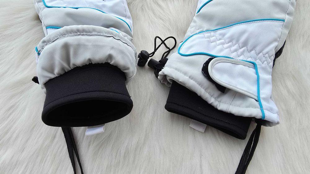 Дамски ски ръкавици размер S-M