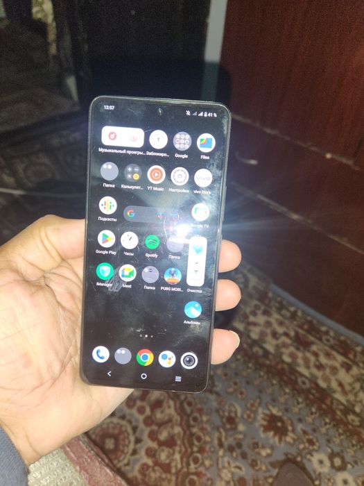 Vivo 27е отличный