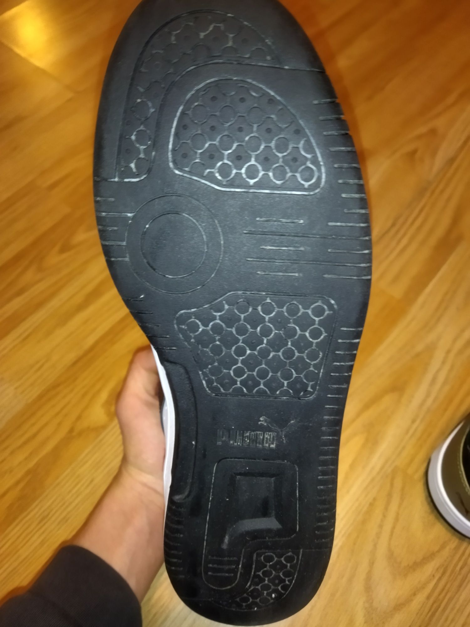 Чисто нови мъжки обувки Puma за зимата 44 номер