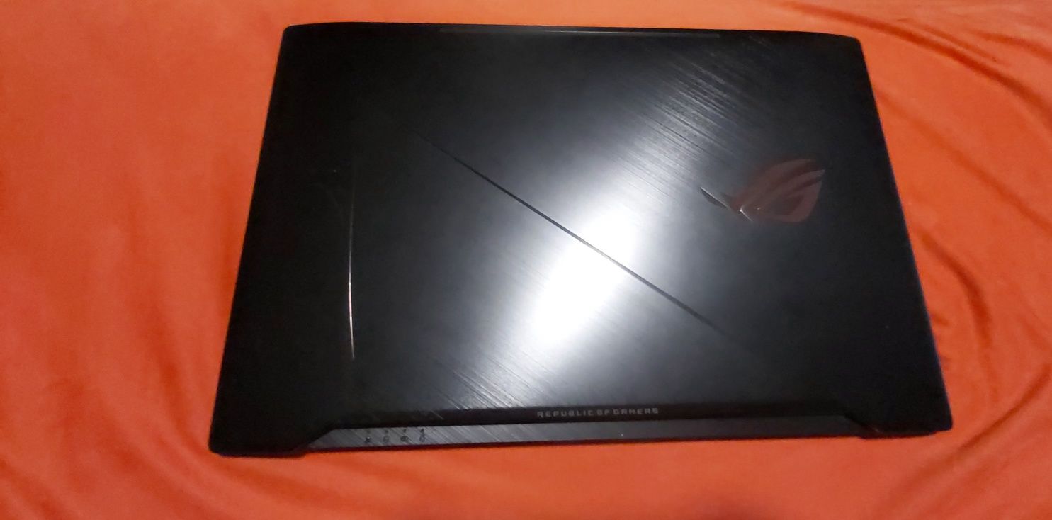 Laptop gaming ASUS ROG