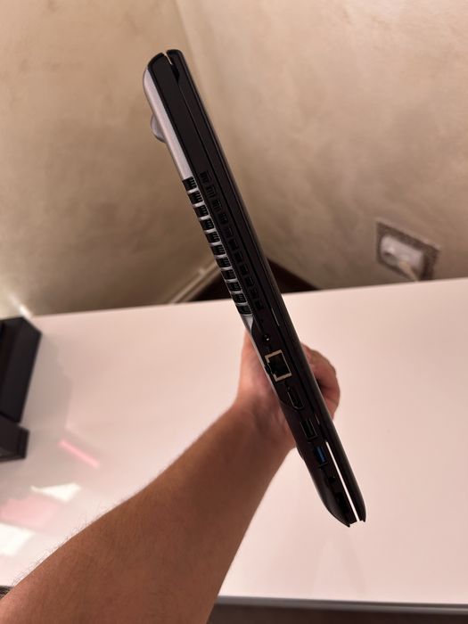 Vand Leptop Lenovo Wondos 10 Pro