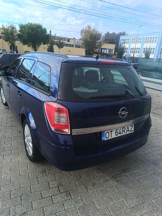 Autoturism Opel Astra H