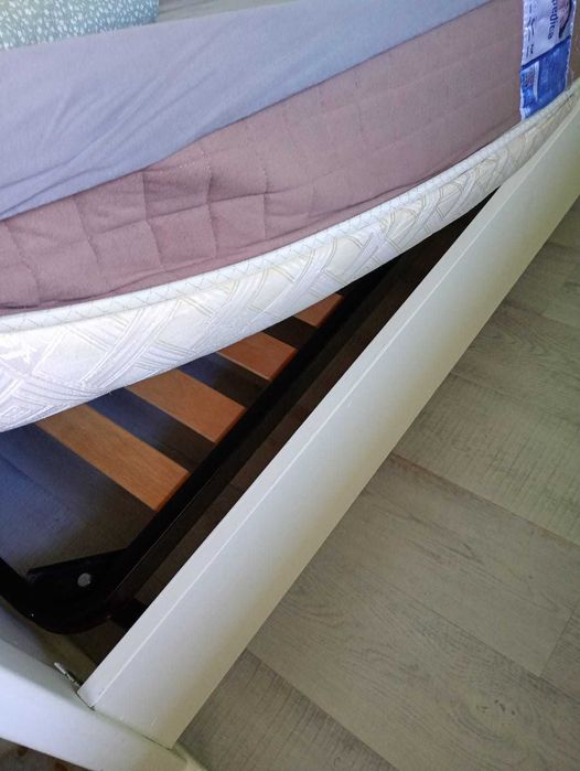 Pat lemn masiv și furnir 180/200