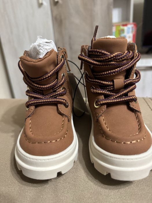 Нови зимни ватирани ботуши