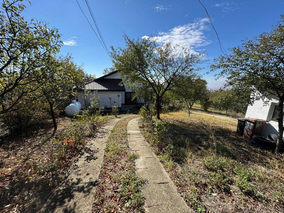 Casa/Pensiune de vanzare