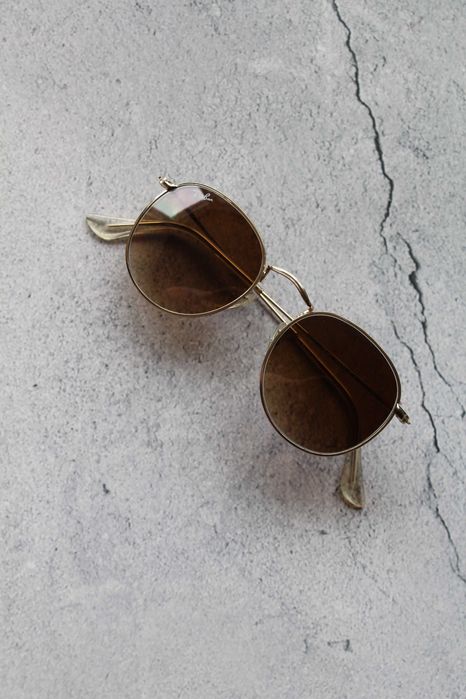 Солнцезащитные очки Ray Ban