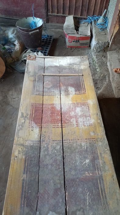 Vând lada de zestre