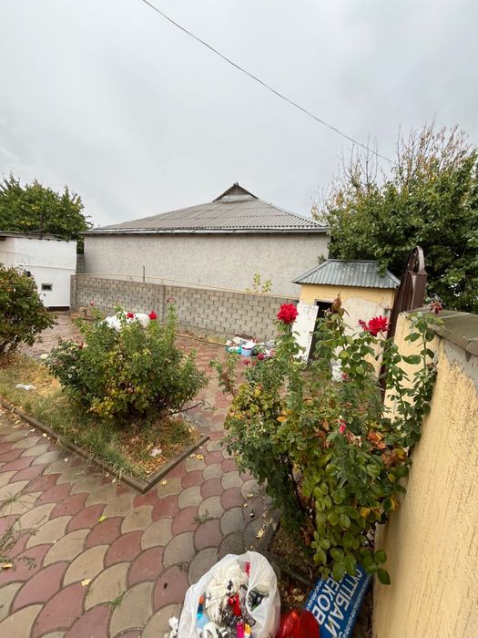 Продаётся двухэтажный дом