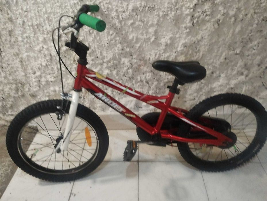 Vând bicicletă    Ardis  BMX pentru copii