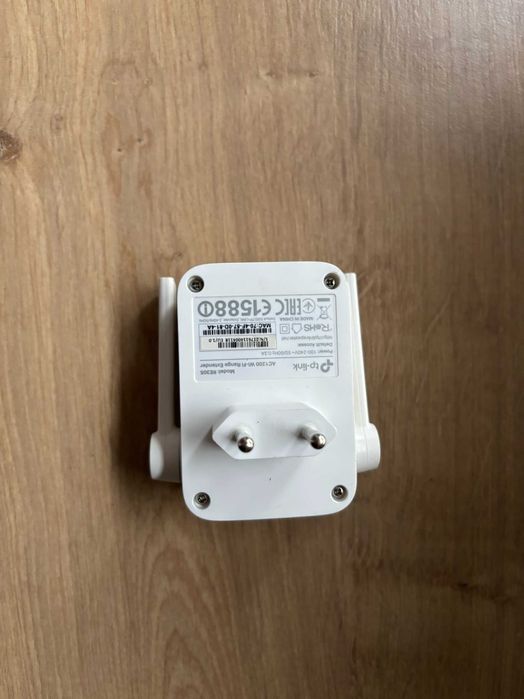 Vând TP-Link Wi-Fi Range Extender