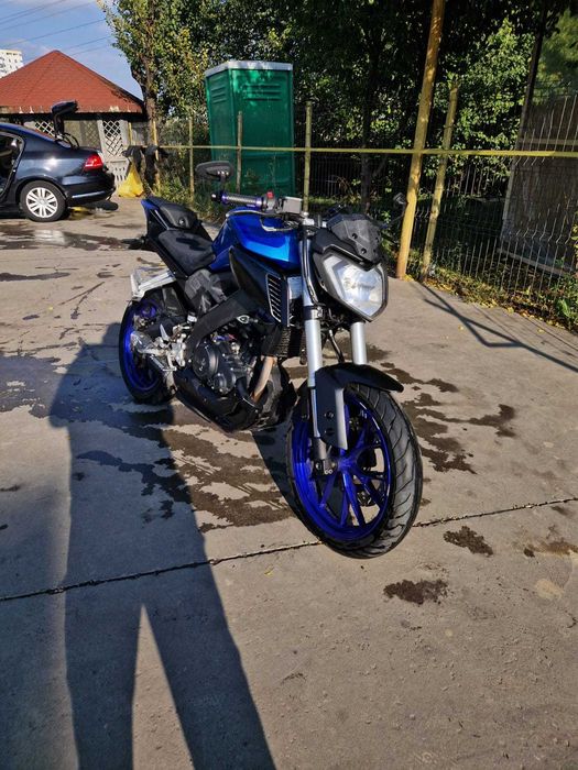 Vând YAMAHA MT-125