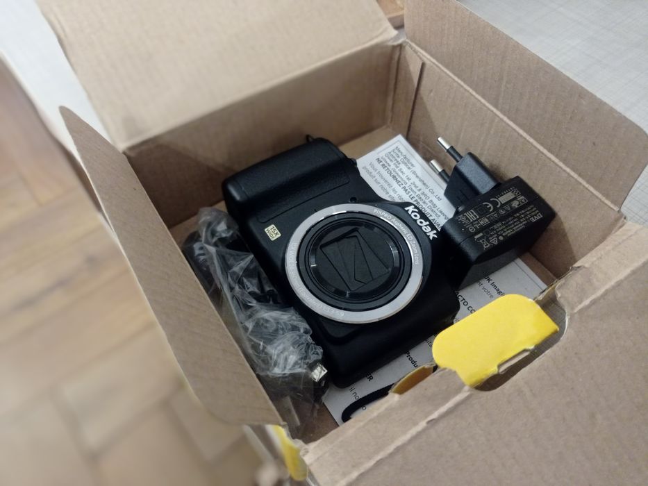 Фотоапарат Kodak PIXPRO FZ152