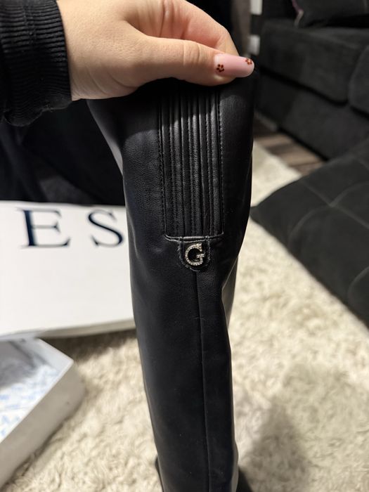 Cizme cu toc Guess