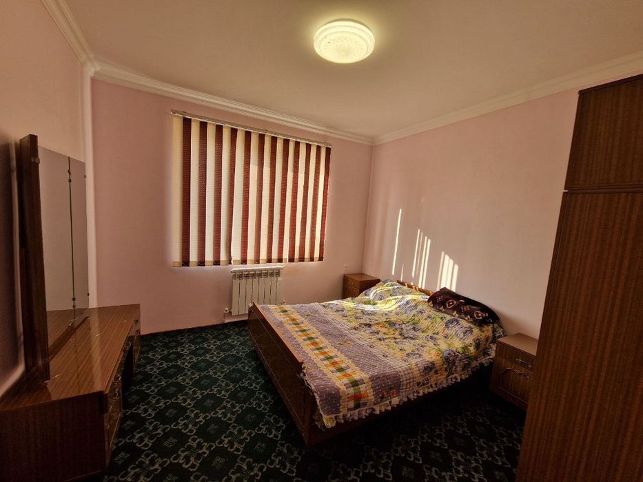 2 хонали квартира ижарага берилади! Санат-Сарой.