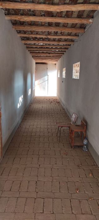 Уй сотилади 8 сотик!