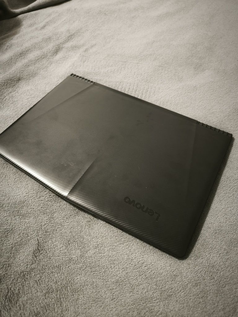 Lenovo Y520 (i5-7300HQ / GTX 1050Ti / 256 SSD + 1 TB HDD)