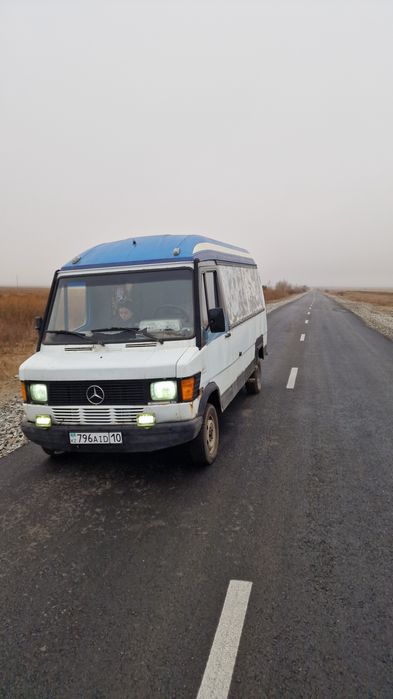 Мерседес Д310 сапог бус спринтер грузоперевозки под снегоход кунг дом