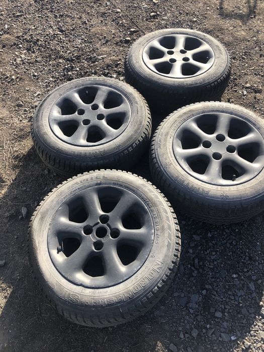 Диски с резиной Митсубиси,Ниссан,R15