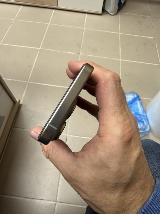 iPhone 16 Pro 128gb - гаранция, перфектен