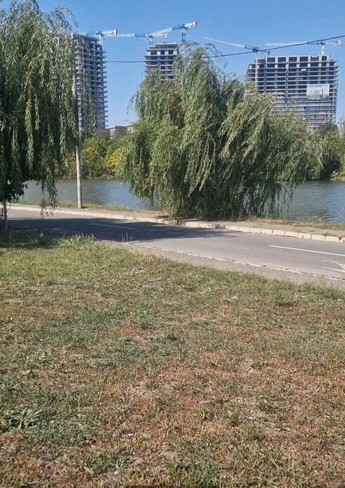 Teren superb direct la lac in Bucuresti