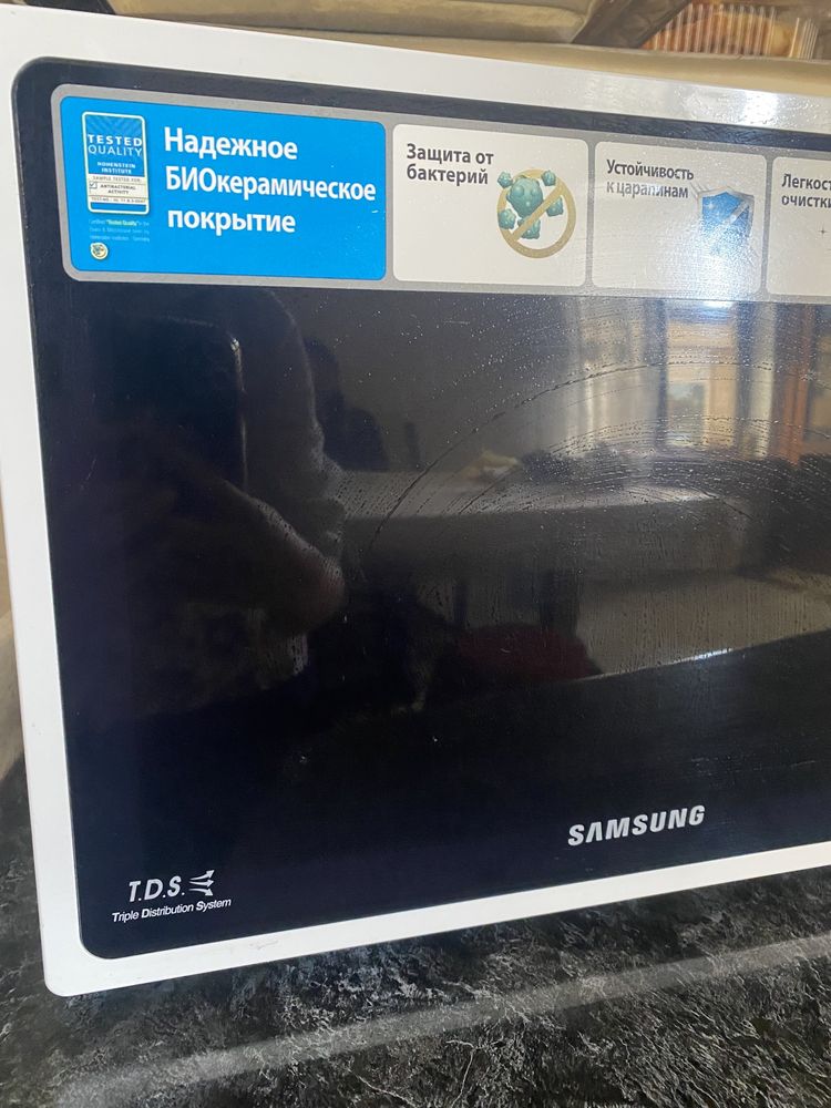 Продам микроволновку samsung