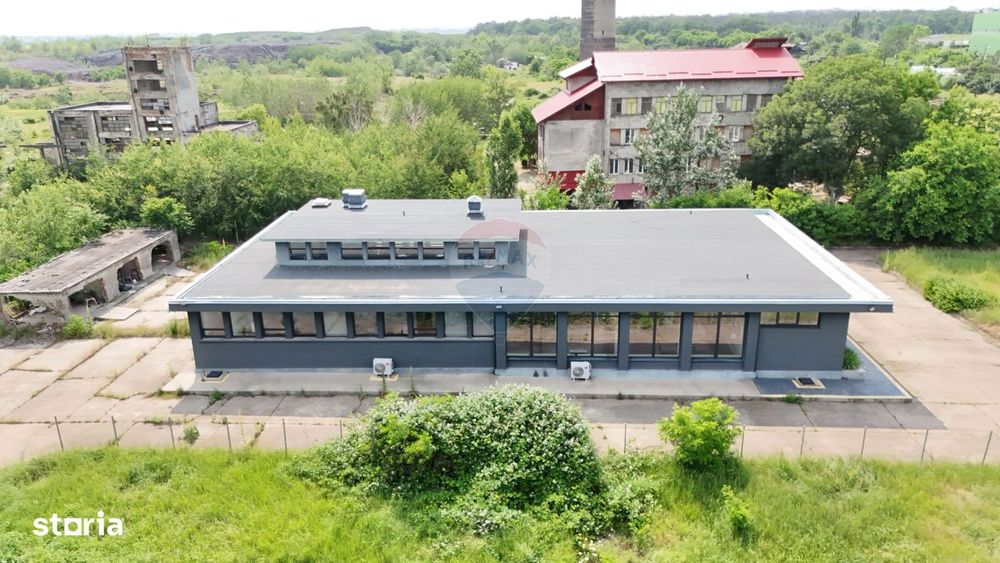 Hală industrială Clasa A, 895 mp + teren 2.880 mp, Ploiești